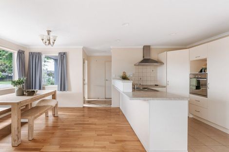 Photo of property in 4 Montrose Place, Pyes Pa, Tauranga, 3112