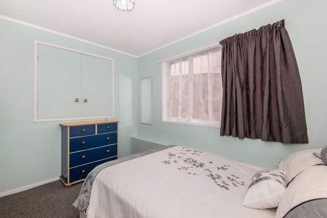 Photo of property in 20 Mason Street, New Lynn, Auckland, 0600
