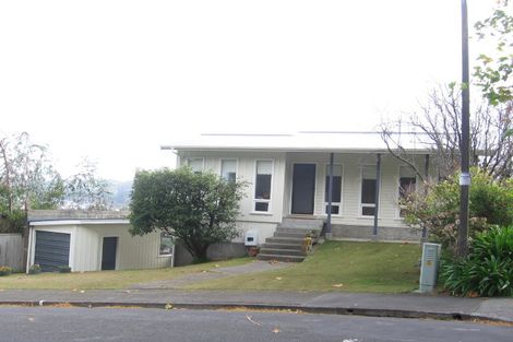 Photo of property in 19 Summit Road, Fairfield, Lower Hutt, 5011