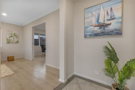 Photo of property in 11 Thyme Court, Flat Bush, Auckland, 2016