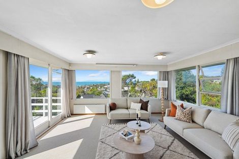 Photo of property in 1 Elizabeth Place, Mairangi Bay, Auckland, 0630