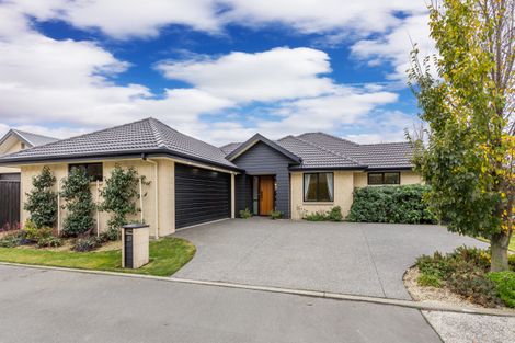 Photo of property in 21 Bernice Crescent, Yaldhurst, Christchurch, 8042