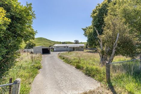 Photo of property in Ex Awariki School, 667 Mangahei Road, Te Uri, Dannevirke, 4973