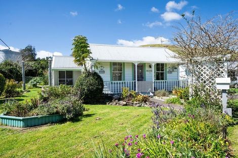 Photo of property in 45 George Street, Hikurangi, 0114