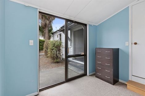 Photo of property in 208 Springfield Road, St Albans, Christchurch, 8014