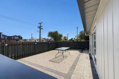 Photo of property in 80 Tiraumea Drive, Pakuranga, Auckland, 2010