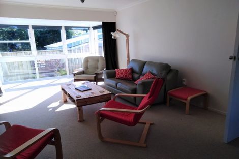 Photo of property in 2a Leybourne Avenue, Waikanae, 5036