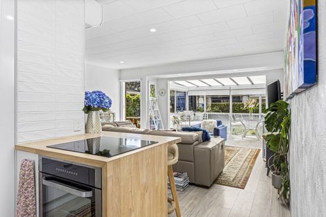 Photo of property in 2/274 Hibiscus Coast Highway, Orewa, 0931