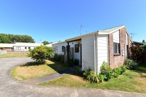 Photo of property in 2 Olwyn Green, Dinsdale, Hamilton, 3204