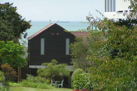 Photo of property in 3/6 Brown Street, Hauraki, Auckland, 0622