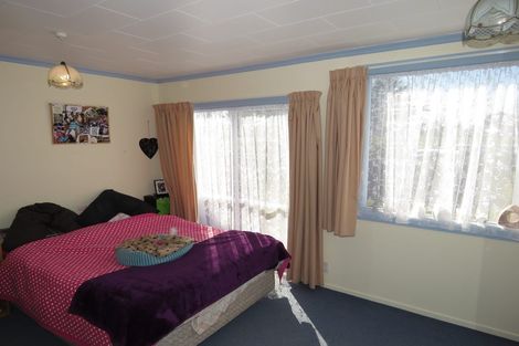 Photo of property in 425 Avonhead Road, Avonhead, Christchurch, 8042
