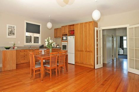 Photo of property in 74 Northland Road, Northland, Wellington, 6012