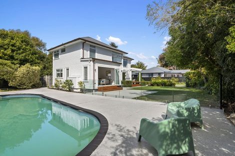 Photo of property in 87 Cashmere Road, Cashmere, Christchurch, 8022