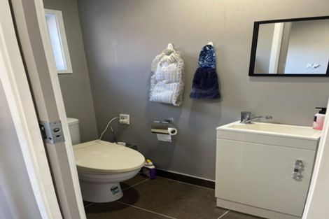 Photo of property in 39 Marvon Downs Avenue, Pakuranga Heights, Auckland, 2010