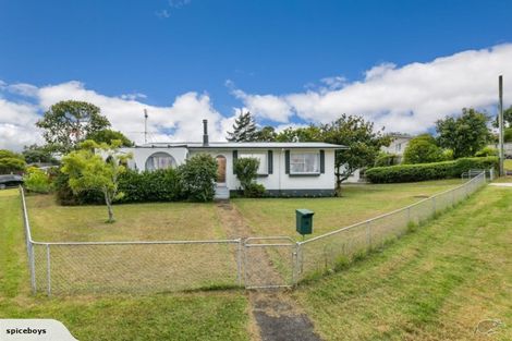 Photo of property in 50 Divich Avenue, Te Atatu South, Auckland, 0610
