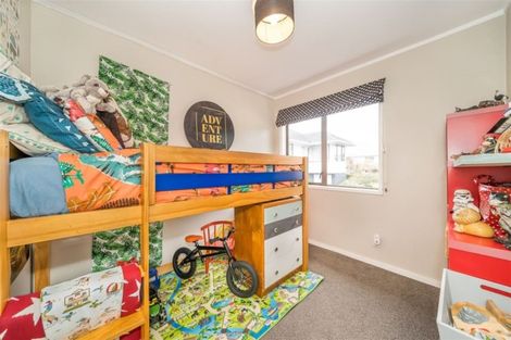 Photo of property in 10 Whitley Avenue, Ebdentown, Upper Hutt, 5018