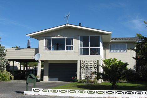 Photo of property in 3 Marine Parade, Carters Beach, Westport, 7825