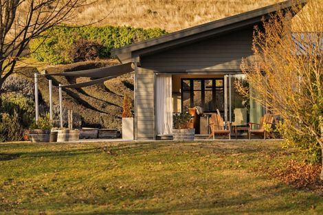 Photo of property in 44 Springbank Grove, Lower Shotover, Queenstown, 9371