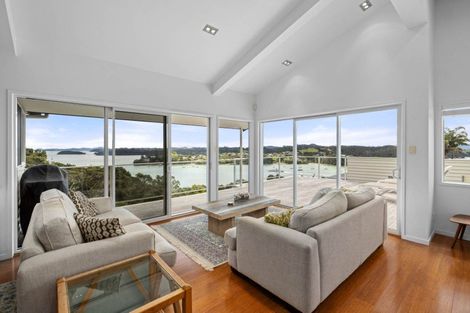 Photo of property in 4 De Haven Street, Opua, 0200