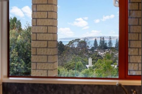 Photo of property in 69 Roberta Crescent, Orewa, 0931