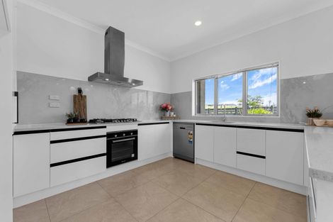 Photo of property in 9 Mclachlan Way, Pokeno, 2471