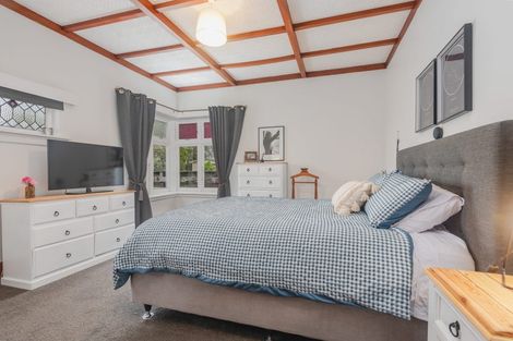 Photo of property in 12 Manson Street, Terrace End, Palmerston North, 4410