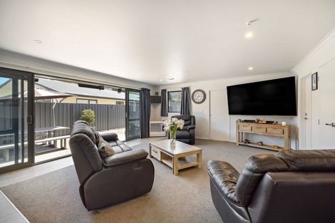 Photo of property in 2 Preston Drive, Arrowtown, 9302