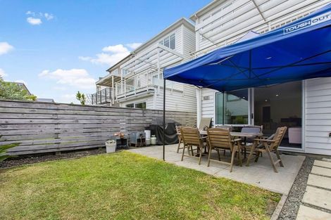 Photo of property in 76 Arrowsmith Drive, Flat Bush, Auckland, 2019