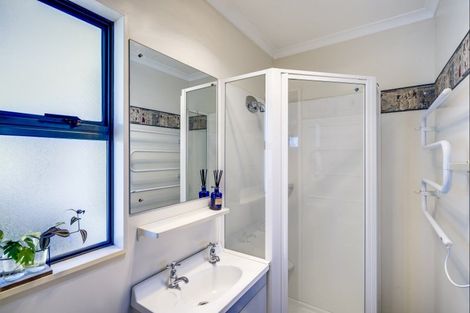 Photo of property in 27 King Street, Taradale, Napier, 4112