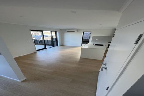 Photo of property in 10 Hema Road, Hobsonville, Auckland, 0616