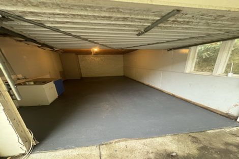 Photo of property in 233 Konini Road, Titirangi, Auckland, 0604