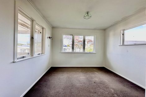 Photo of property in 5 Nield Road, Manurewa, Auckland, 2102