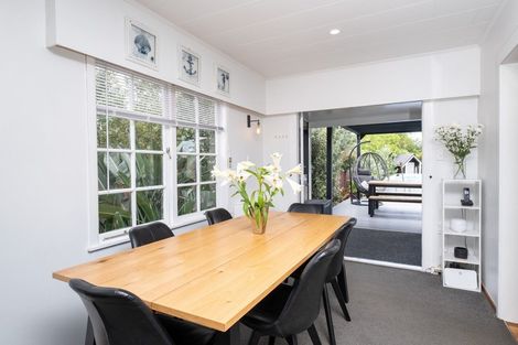 Photo of property in 8 East Road, Haumoana, 4102