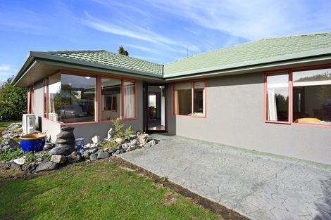 Photo of property in 16 Rintoul Place, Brightwater, 7022