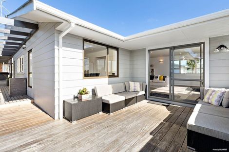 Photo of property in 16 Bannerman Road, Morningside, Auckland, 1022