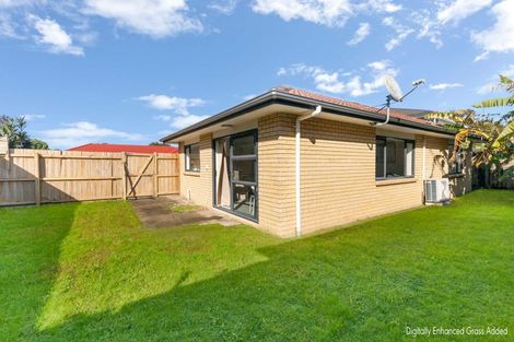 Photo of property in 51a Halver Road, Hillpark, Auckland, 2102