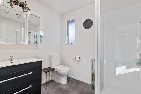 Photo of property in 38k English Street, Sockburn, Christchurch, 8042
