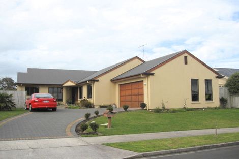 Photo of property in 14 Hampstead Way, Rototuna North, Hamilton, 3210