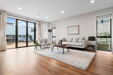 Photo of property in 8 Thomas Rielly Avenue, Hobsonville, Auckland, 0616