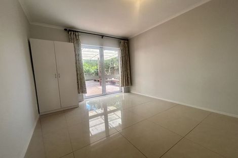 Photo of property in 3/25 Nicholas Road, Somerville, Auckland, 2014