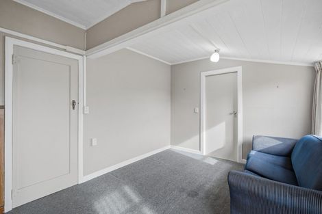 Photo of property in 160 Yarrow Street, Invercargill, 9810