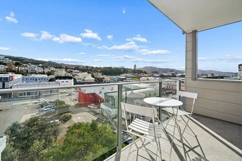 Photo of property in Grosvenor Cl, 10/6 Brown Street, Mount Cook, Wellington, 6021