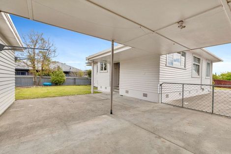Photo of property in 4 Belvedere Crescent, Takaro, Palmerston North, 4412