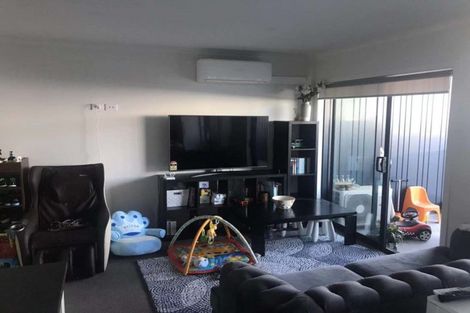 Photo of property in 2 Chiefs Court, Hamilton East, Hamilton, 3216