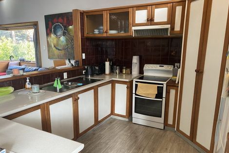 Photo of property in 217 Kenilworth Road, Mayfair, Hastings, 4122