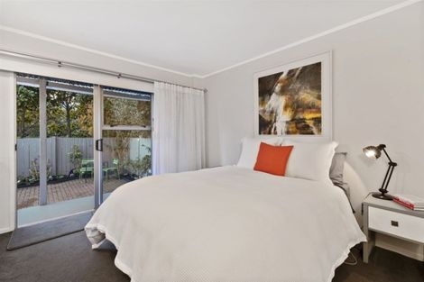 Photo of property in 6/66 Victoria Road, Devonport, Auckland, 0624