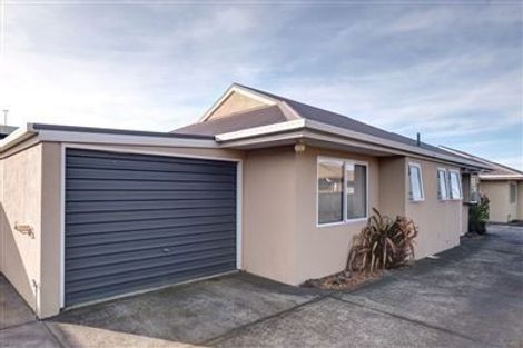 Photo of property in 2/165 Clarence Street, Riccarton, Christchurch, 8011