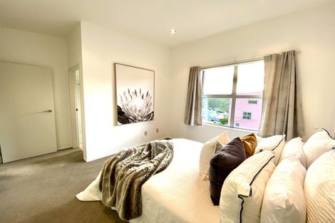 Photo of property in 54 Saddleback Grove, Karori, Wellington, 6012