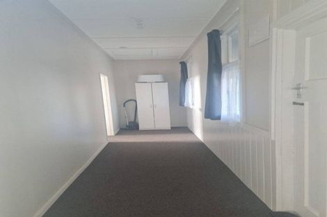 Photo of property in 19 Ruapehu Street, Castlecliff, Wanganui, 4501