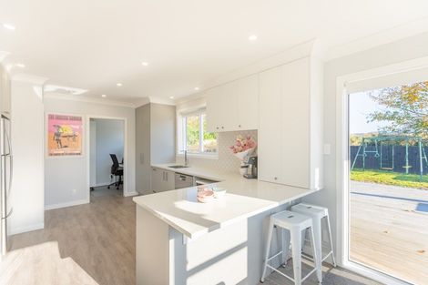 Photo of property in 27 Callender Terrace, Paraparaumu Beach, Paraparaumu, 5032